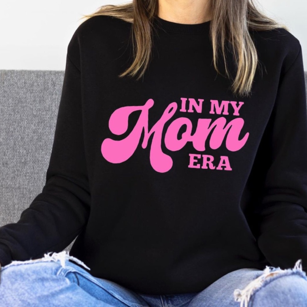 In My Mom Era Women’s Crewneck Sweatshirt
